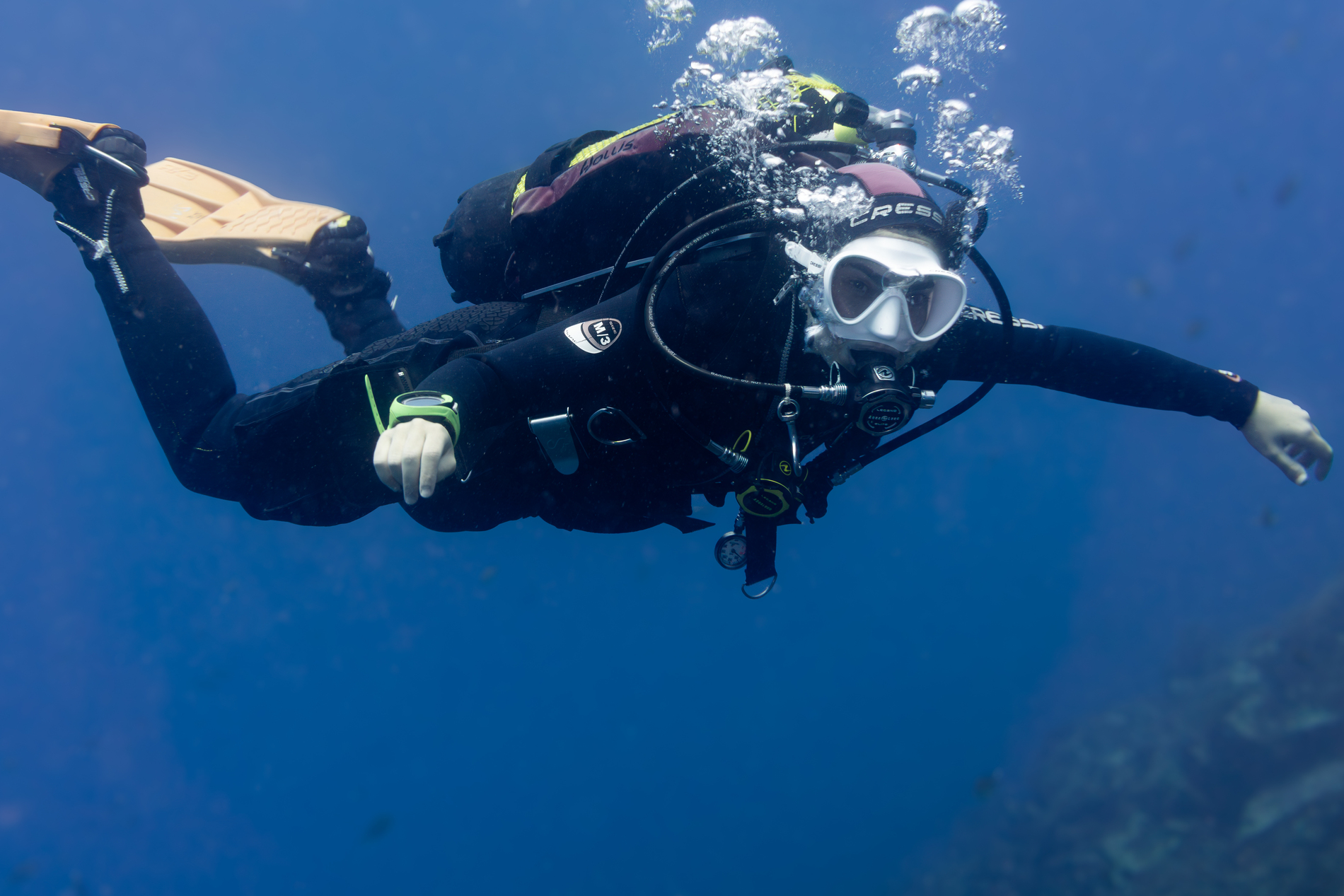 Cursos avanzados de buceo y especialidades en Lanzarote